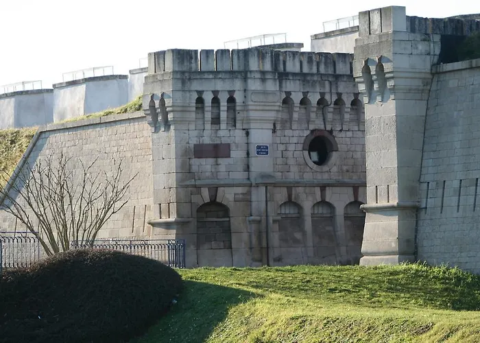 La Lorraine Hotel 2*